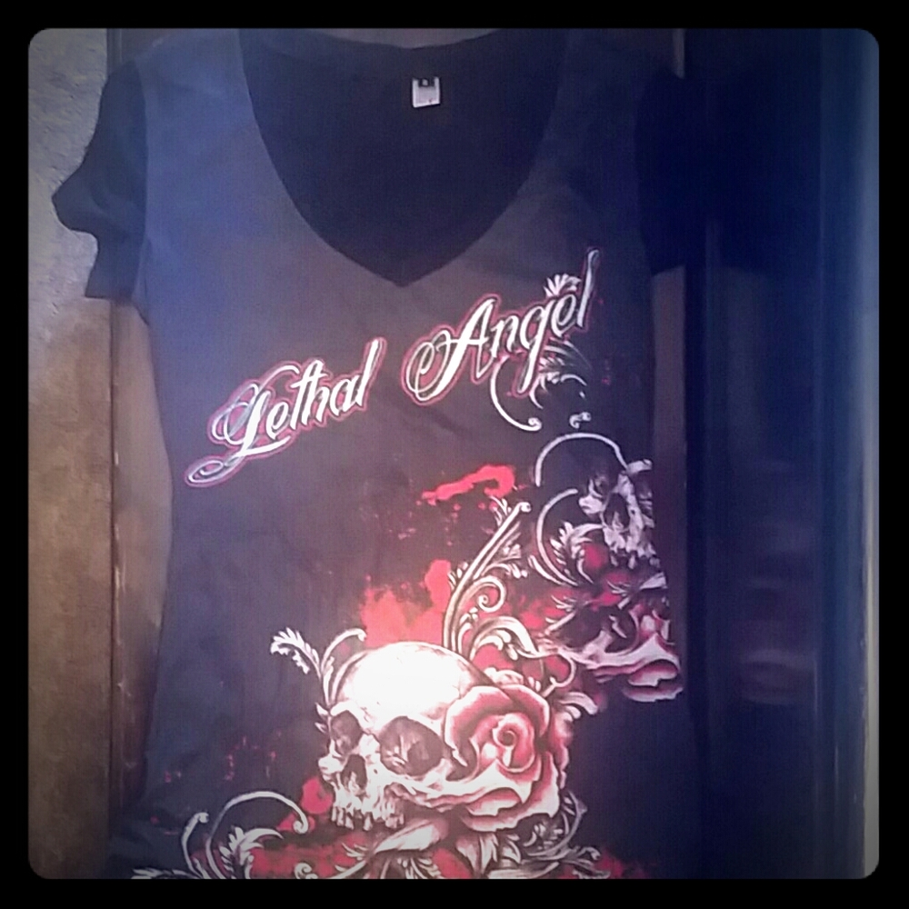 Skull print womans V neck  T shirt
